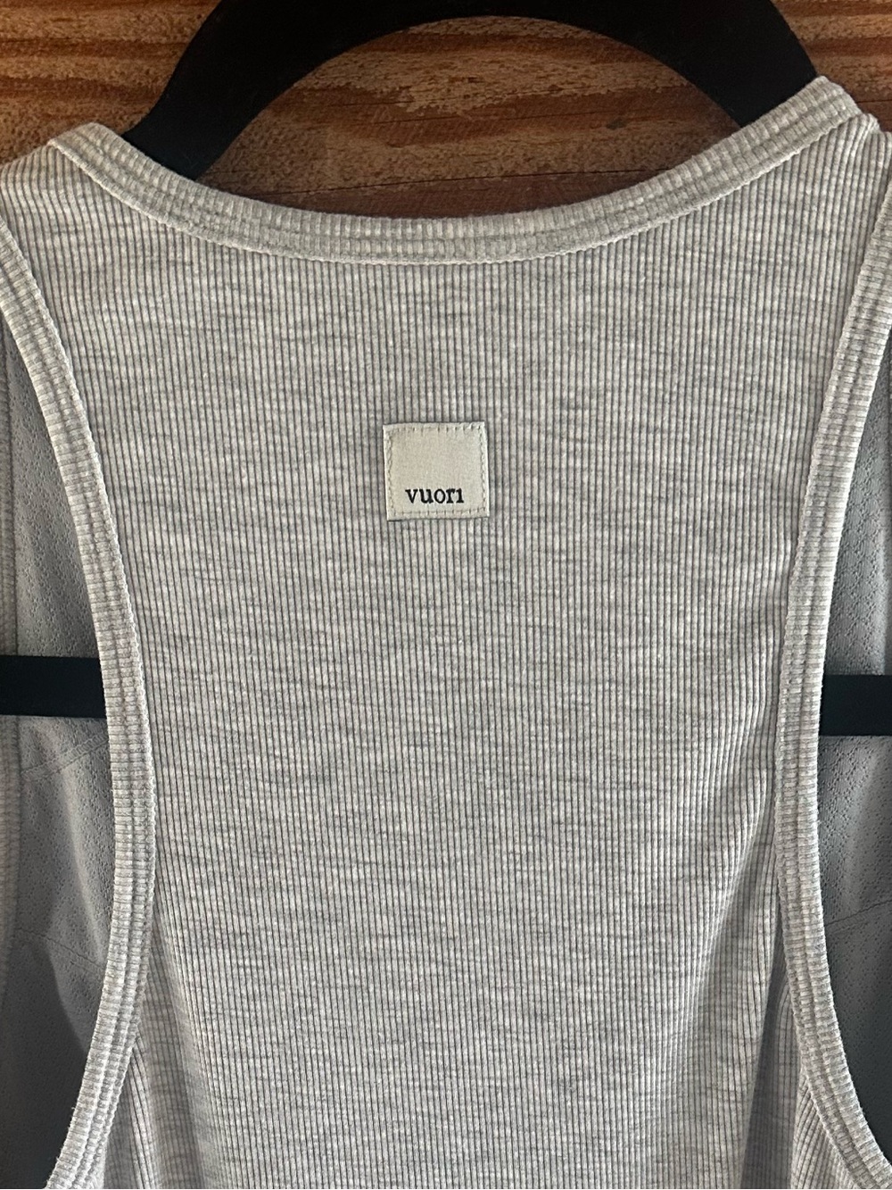 Vuori Elevation Racerback Gray Tank SZ S - Picture 5 of 6